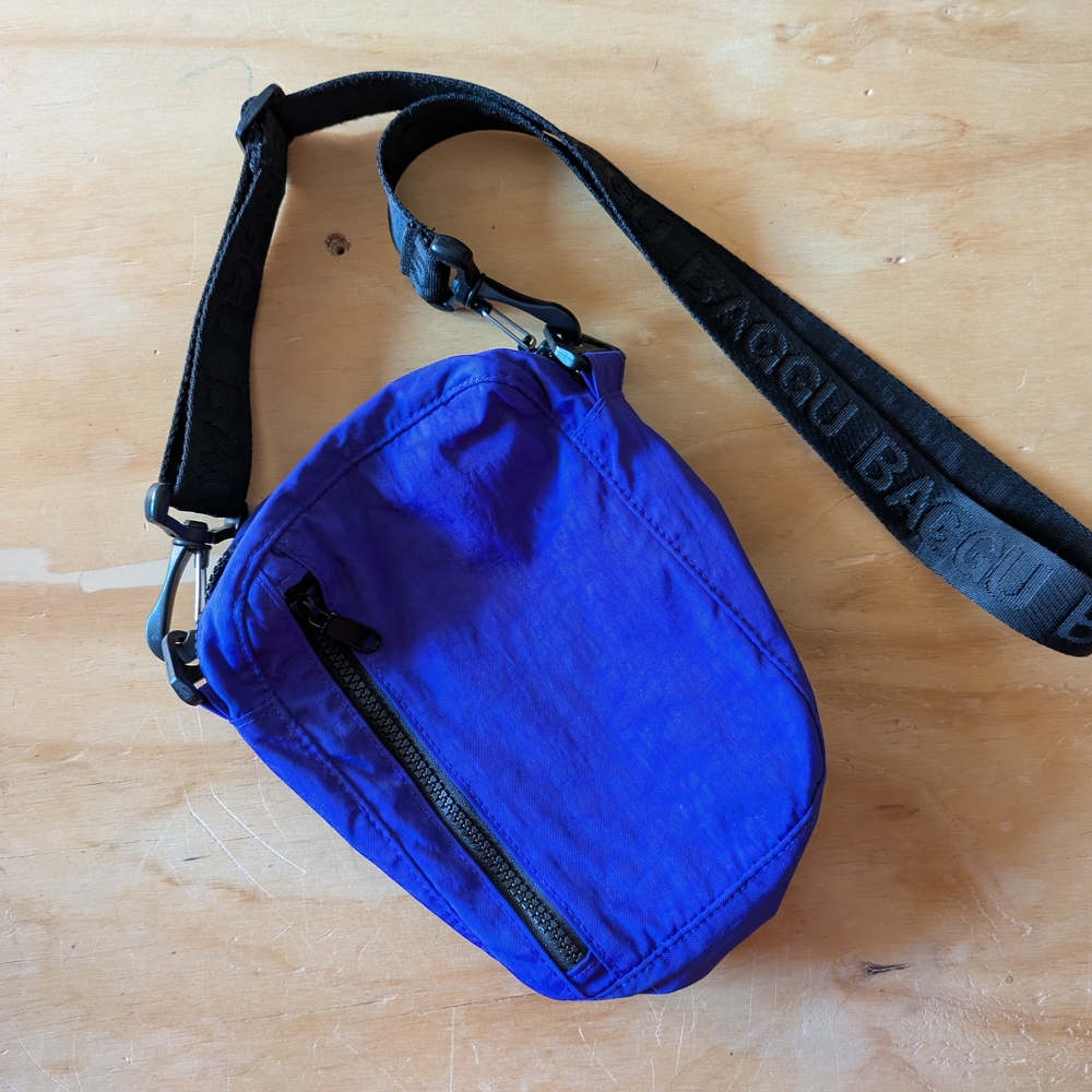 Baggu Men's Blue Crossbody Bag